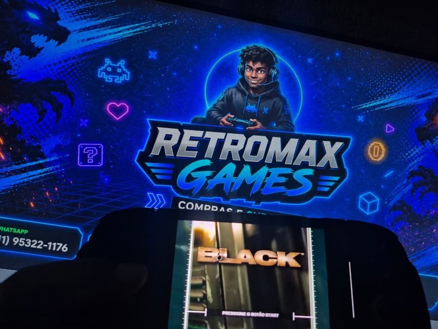 Jogo retrô rodando em um console portátil com o Retromax instalado